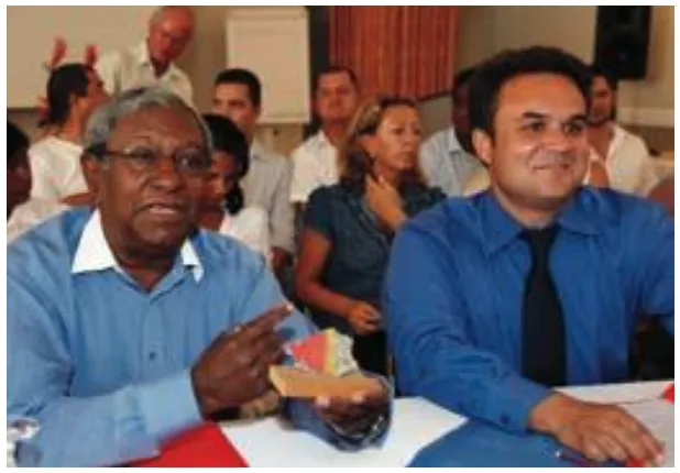 Didier Robert et Jean-Paul Virapoullé lors des discussions politiques entre les deux tours des élections régionales à La Réunion.