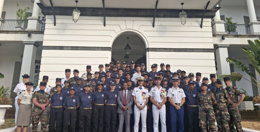 À La Réunion, 40 cadets du RSMA médaillés après dix mois de formation