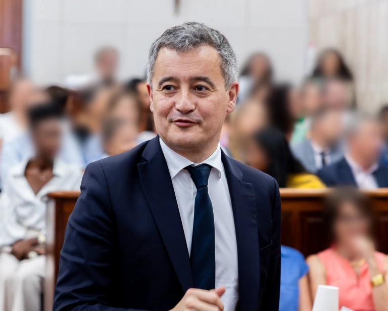 Accès au droit : les annonces de Darmanin et leur portée à La Réunion