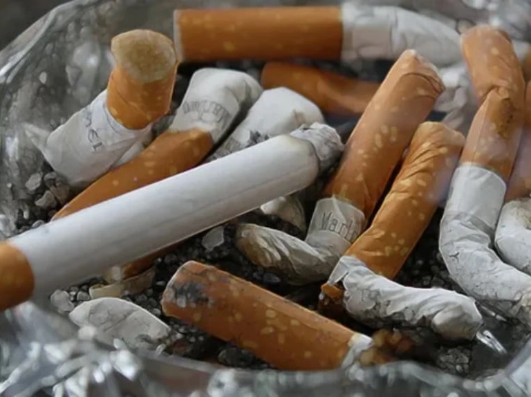 L'Assurance maladie veut interdire le tabac aux nés après 2009