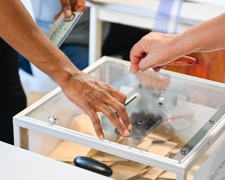 Comptes de campagne validés à La Réunion : ce que contrôle vraiment la CNCCFP