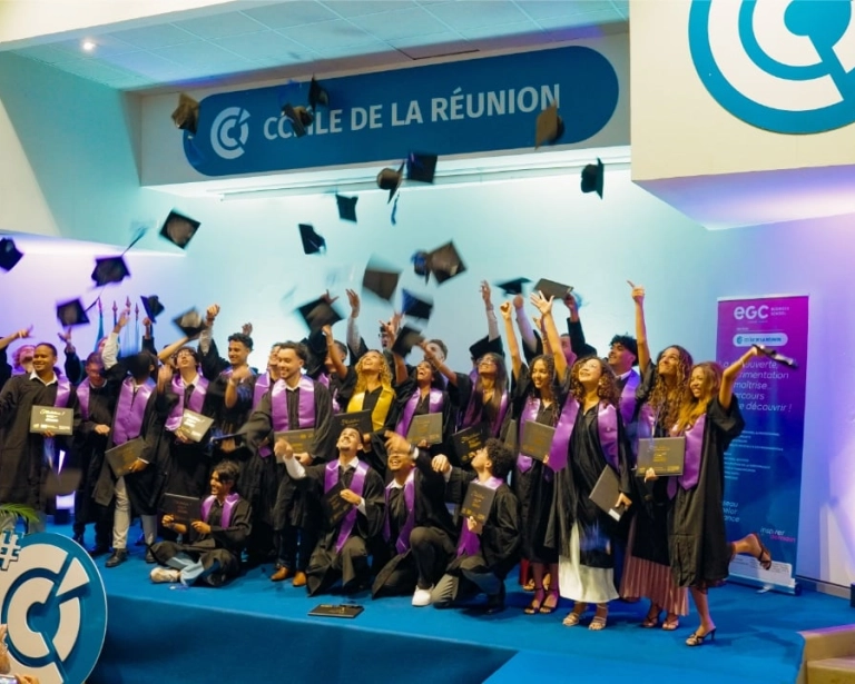 EGC Réunion remet ses diplômes à 41 étudiants lors de sa 34e cérémonie